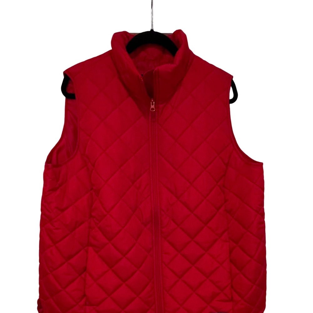PLUS 1X  LANDS END DIAMOND QUILTED PUFFY VEST WITH FRONT POCKETS.